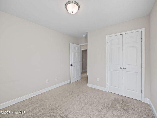 302 S Stingray Lane, Sneads Ferry, NC 28460