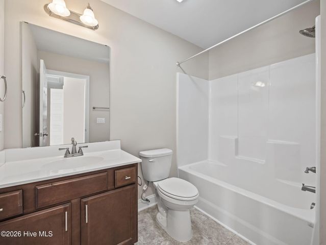 302 S Stingray Lane, Sneads Ferry, NC 28460