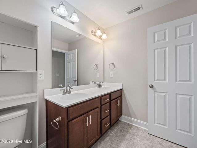 302 S Stingray Lane, Sneads Ferry, NC 28460