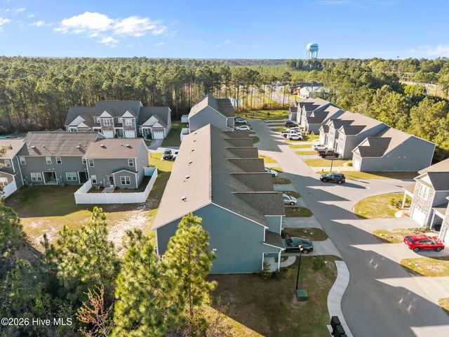 302 S Stingray Lane, Sneads Ferry, NC 28460