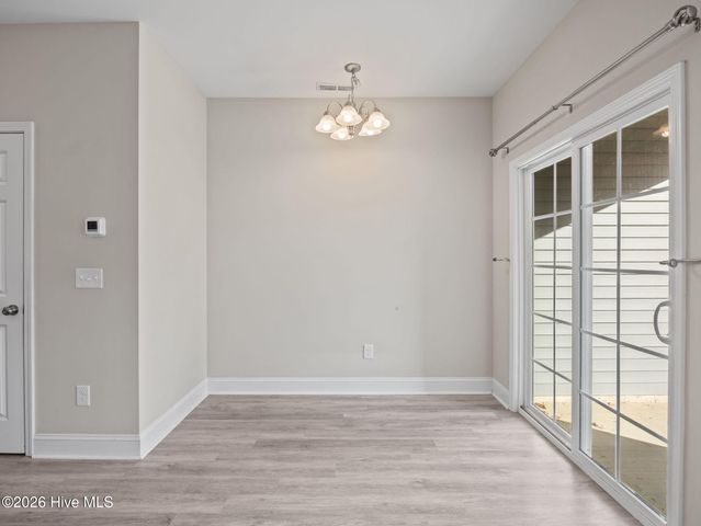 302 S Stingray Lane, Sneads Ferry, NC 28460