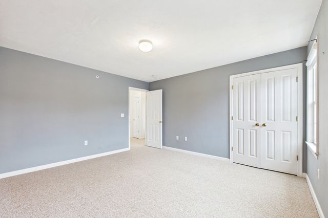 115 Boxberry Ln 115, Rockland, MA 02370