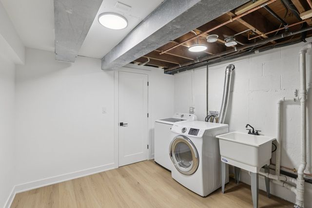 8135 W Rascher Avenue, Chicago, IL 60656