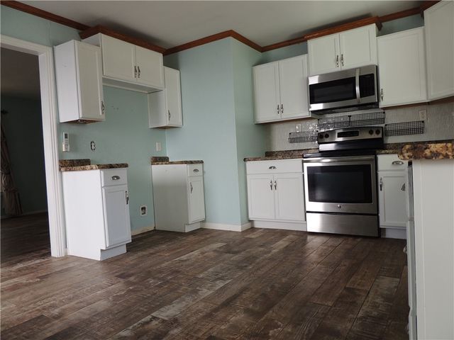 809 N Kossuth St, Rockport, TX 78382