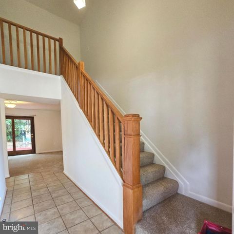 1108 ROCKINGHAM ST, Arlington, VA 22205