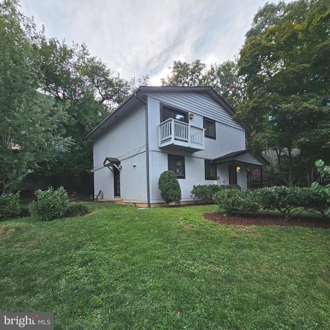 1108 ROCKINGHAM ST, Arlington, VA 22205
