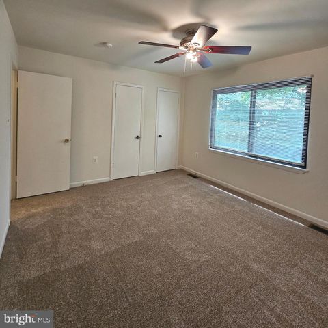 1108 ROCKINGHAM ST, Arlington, VA 22205