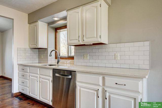 13315 Hascall Street, Omaha, NE 68144