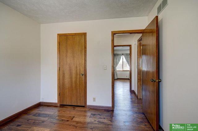 13315 Hascall Street, Omaha, NE 68144