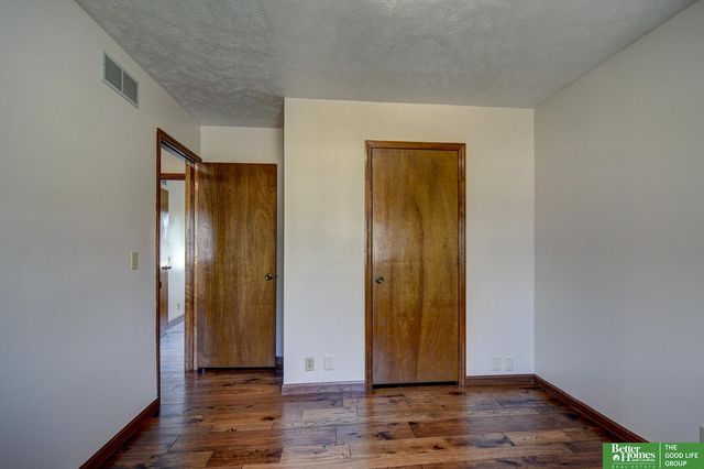 13315 Hascall Street, Omaha, NE 68144