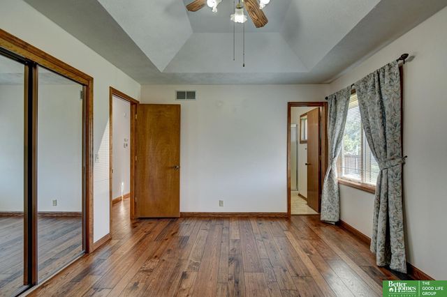 13315 Hascall Street, Omaha, NE 68144