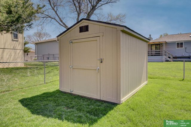 13315 Hascall Street, Omaha, NE 68144