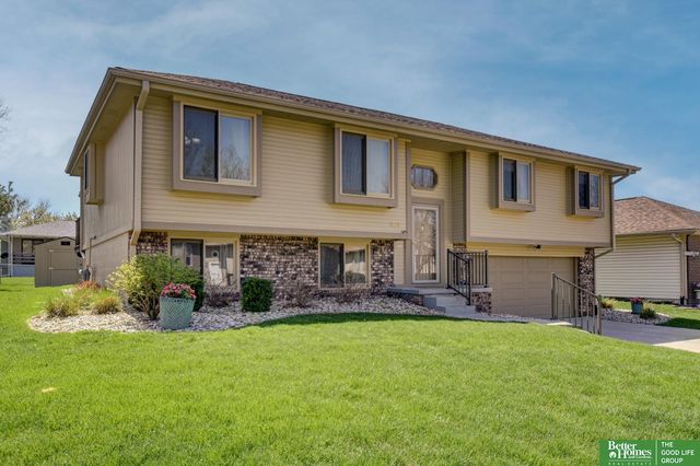 13315 Hascall Street, Omaha, NE 68144