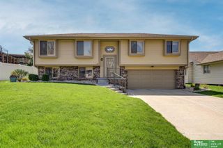 13315 Hascall Street, Omaha, NE 68144