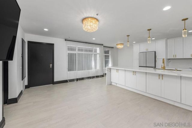 602 W Fir St 201, San Diego, CA 92101