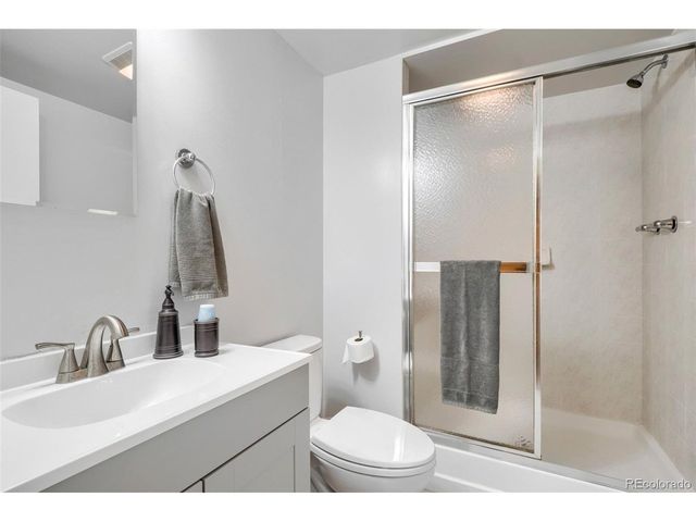 13580 E Exposition Ave, Aurora, CO 80012