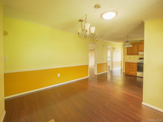 17 Partridge Lane, Pleasant Valley, NY 12569
