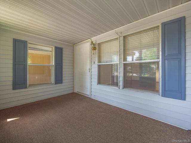 17 Partridge Lane, Pleasant Valley, NY 12569