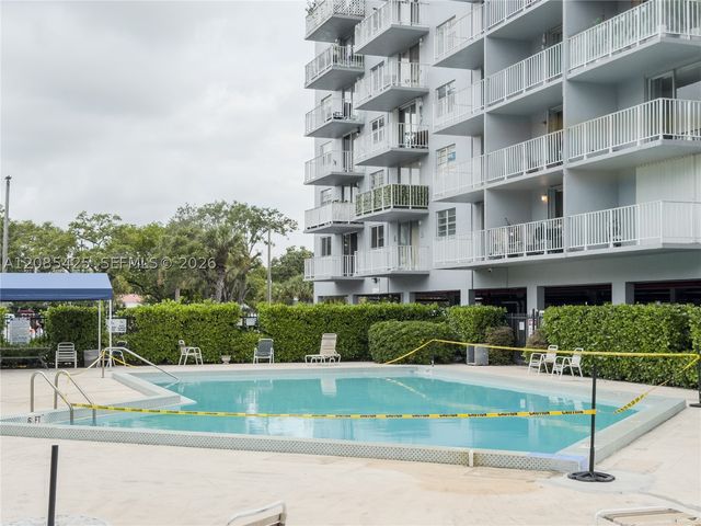 12500 NE 15th Ave 312, North Miami, FL 33161