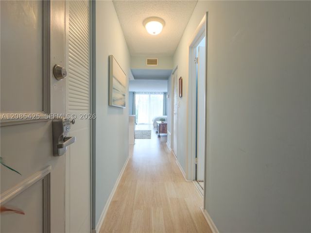 12500 NE 15th Ave 312, North Miami, FL 33161