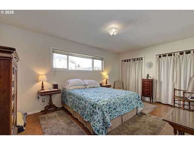 6108 Se MILWAUKIE Ave, Portland, OR 97202