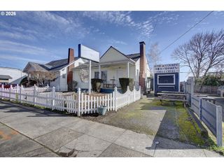 6108 Se MILWAUKIE Ave, Portland, OR 97202
