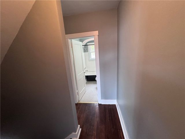 2733 Pyramid Ave, Brentwood, PA 15227