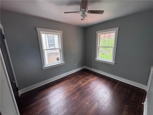 2733 Pyramid Ave, Brentwood, PA 15227