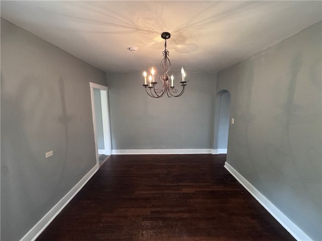 2733 Pyramid Ave, Brentwood, PA 15227