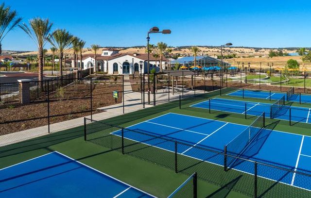 4975 Del Mar Dr, El Dorado Hills, CA 95762