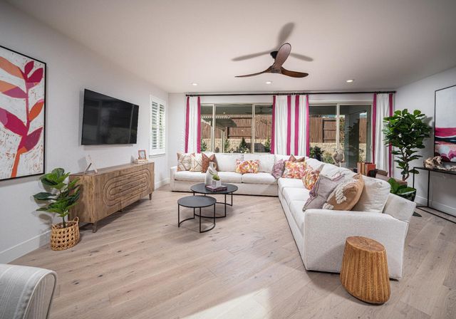 4975 Del Mar Dr, El Dorado Hills, CA 95762