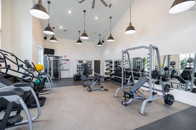 12215 Hunters Chase Drive N-8102N, Austin, TX 78729