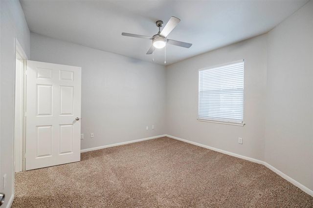 12215 Hunters Chase Drive N-8102N, Austin, TX 78729