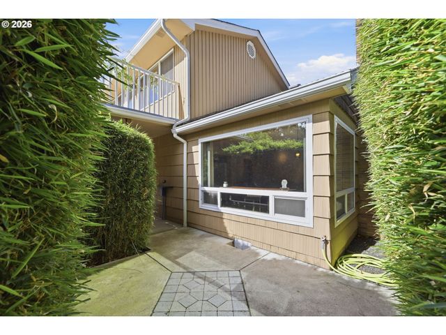 1590 CORUM Ave, Eugene, OR 97401