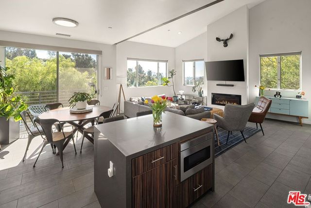 2074 Cerro Gordo Street, Los Angeles, CA 90039