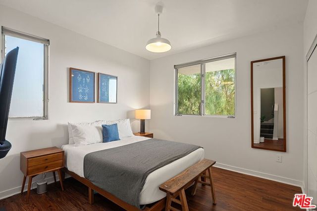 2074 Cerro Gordo Street, Los Angeles, CA 90039