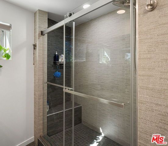 2074 Cerro Gordo Street, Los Angeles, CA 90039