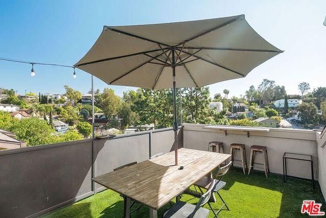 2074 Cerro Gordo Street, Los Angeles, CA 90039