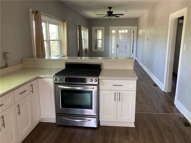 110 Tipton St, Hazelwood, PA 15207