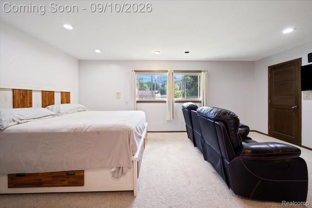 22765 Kenwyck Drive, Southfield, MI 48034