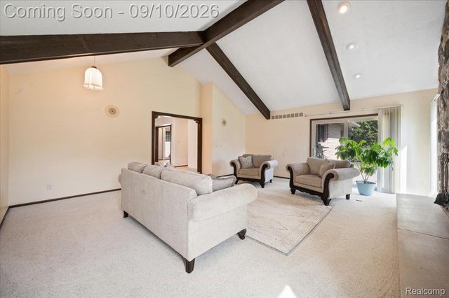 22765 Kenwyck Drive, Southfield, MI 48034