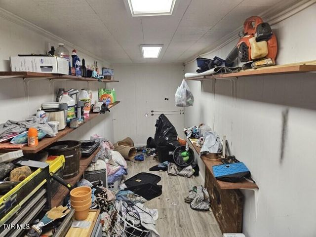 204 Northeast High Avenue, Coeburn, VA 24230