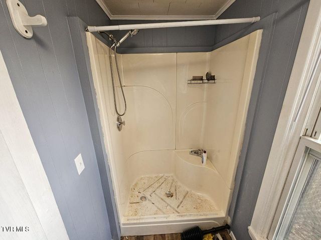 204 Northeast High Avenue, Coeburn, VA 24230