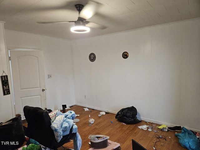 204 Northeast High Avenue, Coeburn, VA 24230