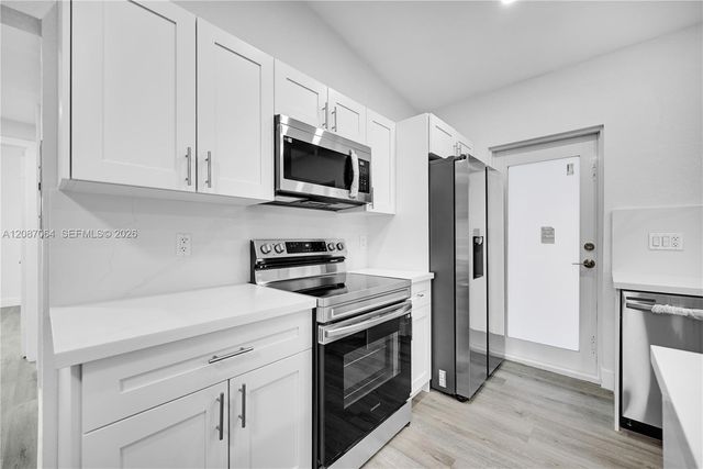 1018 NE 7th Street, Hallandale Beach, FL 33009