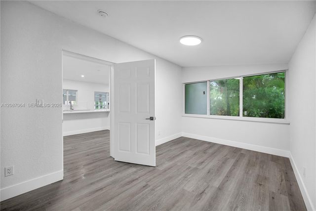 1018 NE 7th Street, Hallandale Beach, FL 33009