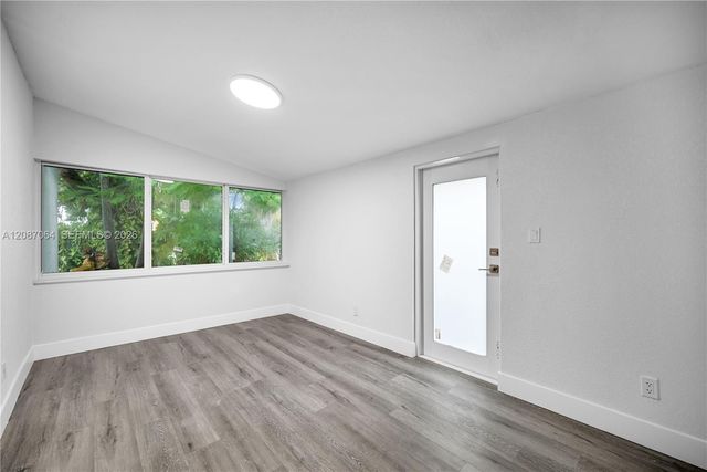 1018 NE 7th Street, Hallandale Beach, FL 33009