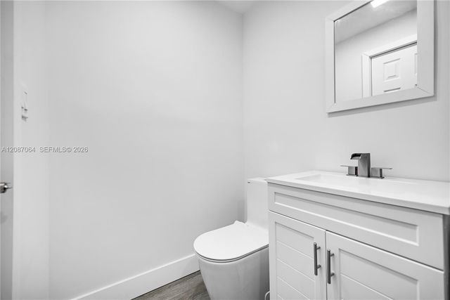 1018 NE 7th Street, Hallandale Beach, FL 33009