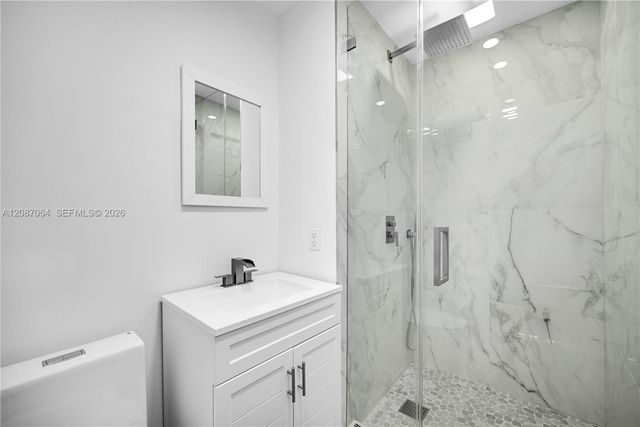 1018 NE 7th Street, Hallandale Beach, FL 33009