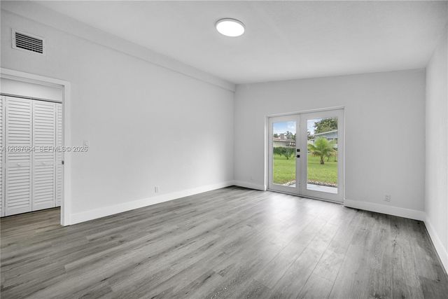 1018 NE 7th Street, Hallandale Beach, FL 33009